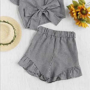 NWOT gingham shorts